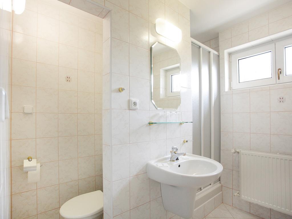 Hotel Milan Vopicka Hluboká nad Vltavou Zimmer foto